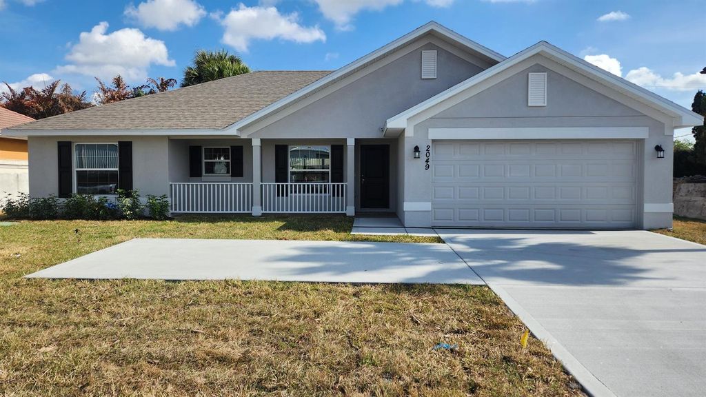 2049 SW Bayshore Boulevard, Port St. Lucie, FL 34984