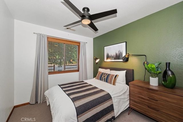 42698 Fox Farm, Big Bear Lake, CA 92315