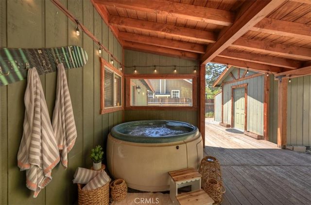 42698 Fox Farm, Big Bear Lake, CA 92315