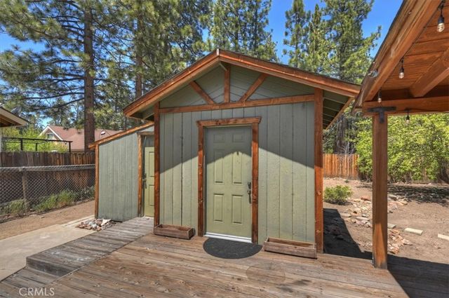 42698 Fox Farm, Big Bear Lake, CA 92315