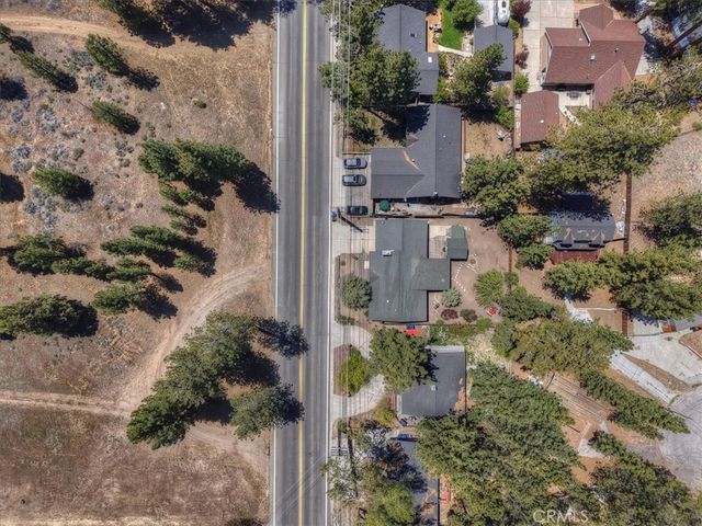 42698 Fox Farm, Big Bear Lake, CA 92315