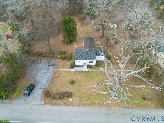 1207 Osborn Rd, Farmville, VA 23901