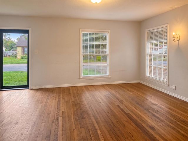 2313 Avenue L, Rosenberg, TX 77471