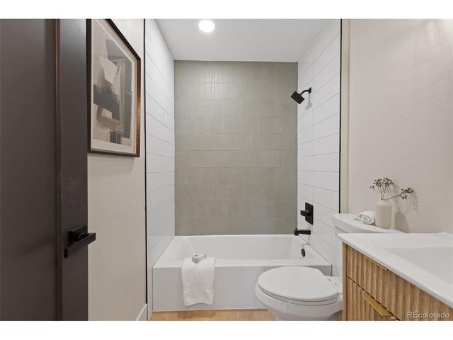 9458 Flower St, Broomfield, CO 80021