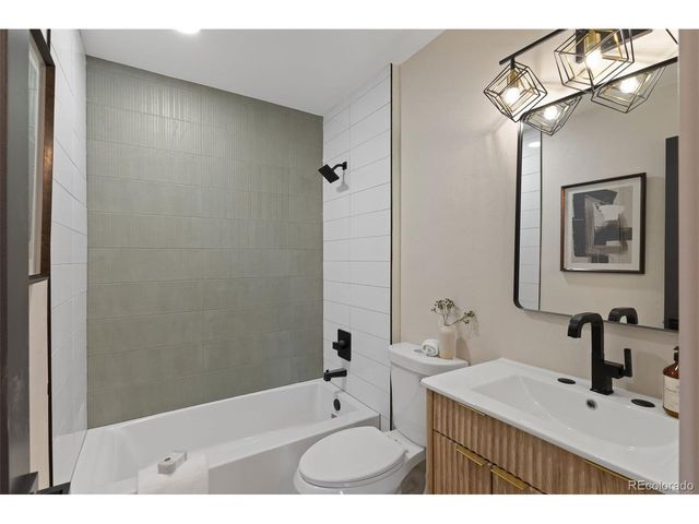 9458 Flower St, Broomfield, CO 80021