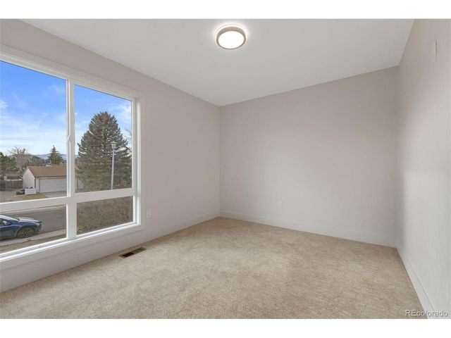 9458 Flower St, Broomfield, CO 80021