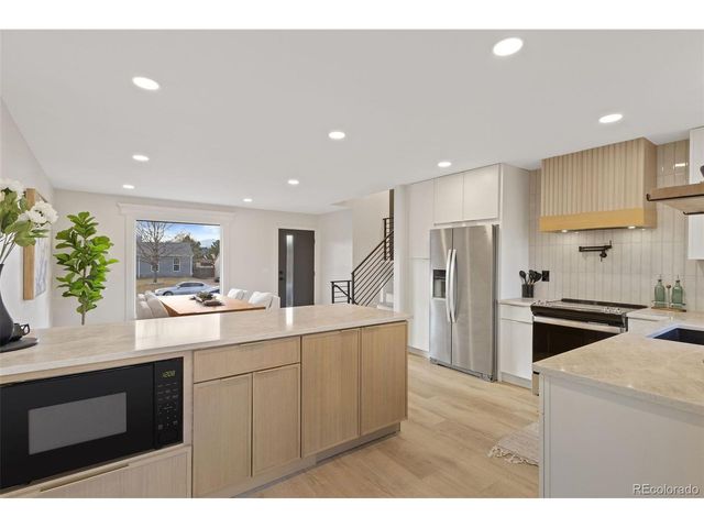 9458 Flower St, Broomfield, CO 80021