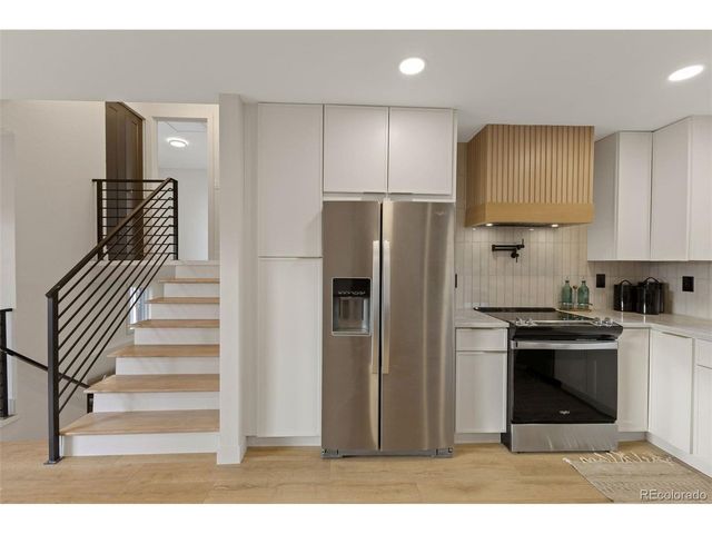 9458 Flower St, Broomfield, CO 80021