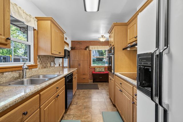 8549 Russell Avenue S, Bloomington, MN 55431