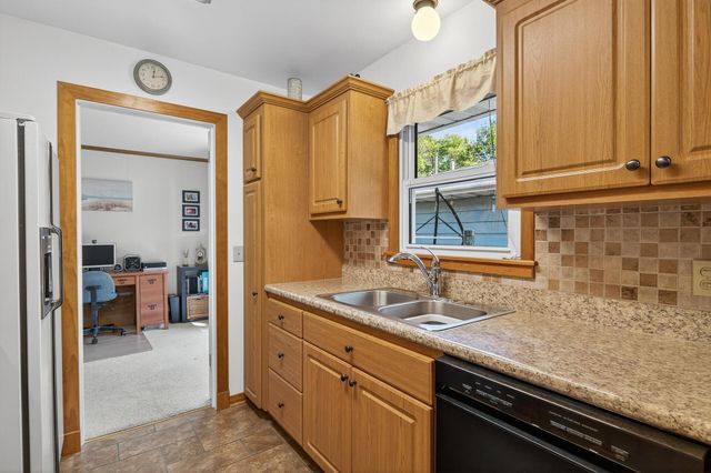 8549 Russell Avenue S, Bloomington, MN 55431