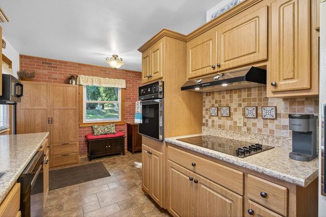 8549 Russell Avenue S, Bloomington, MN 55431