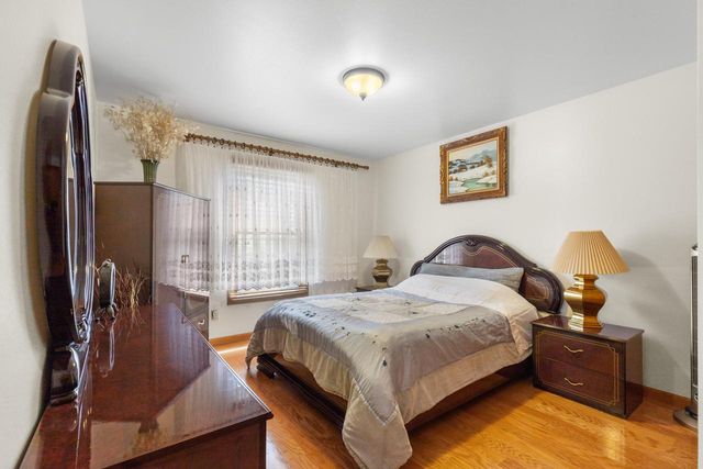 11405 W Kaul AVENUE, Milwaukee, WI 53225
