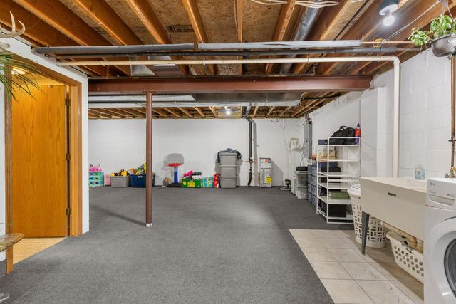11405 W Kaul AVENUE, Milwaukee, WI 53225