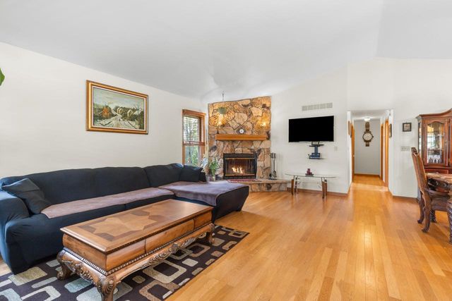 11405 W Kaul AVENUE, Milwaukee, WI 53225