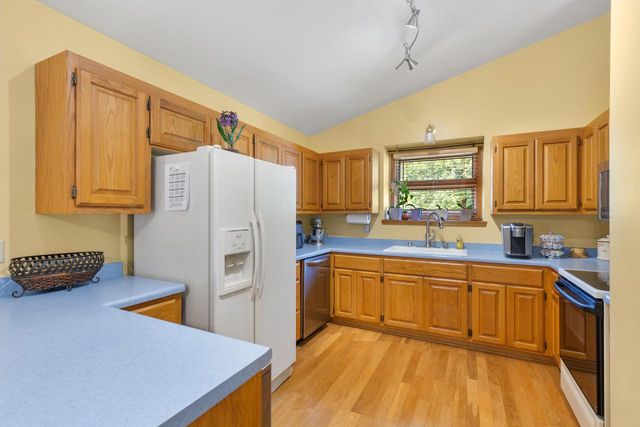 11405 W Kaul AVENUE, Milwaukee, WI 53225