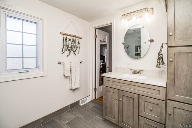 2939 Graffenburg Road, Frankfort, NY 13413