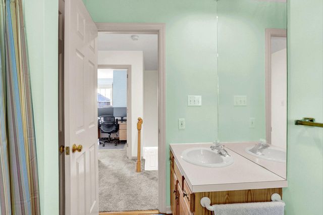 1516 TUSSEY CT, Mechanicsburg, PA 17050