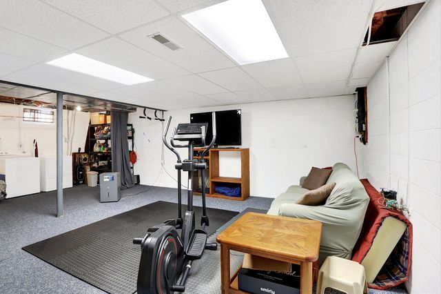 1516 TUSSEY CT, Mechanicsburg, PA 17050