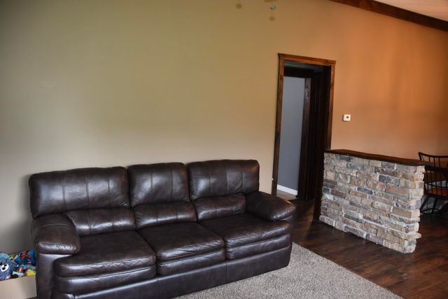 2707 E CALVERT HILL RD, Columbia, MO 65202