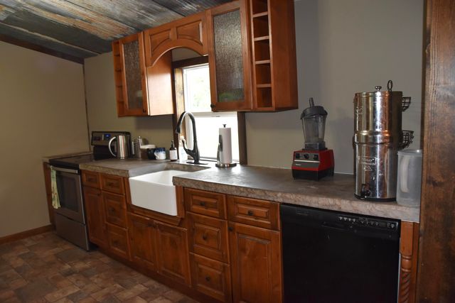 2707 E CALVERT HILL RD, Columbia, MO 65202