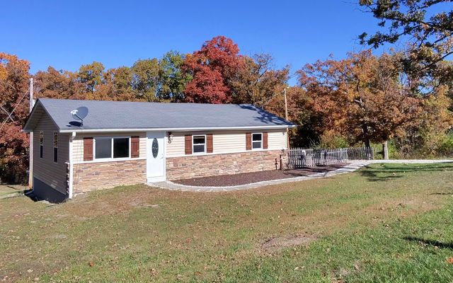 2707 E CALVERT HILL RD, Columbia, MO 65202