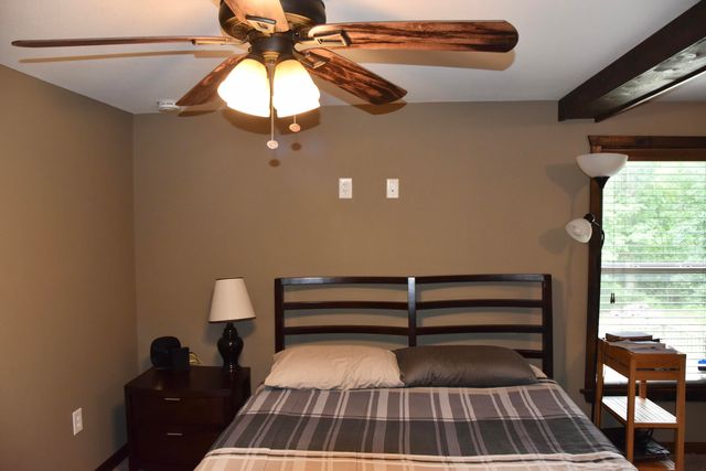 2707 E CALVERT HILL RD, Columbia, MO 65202