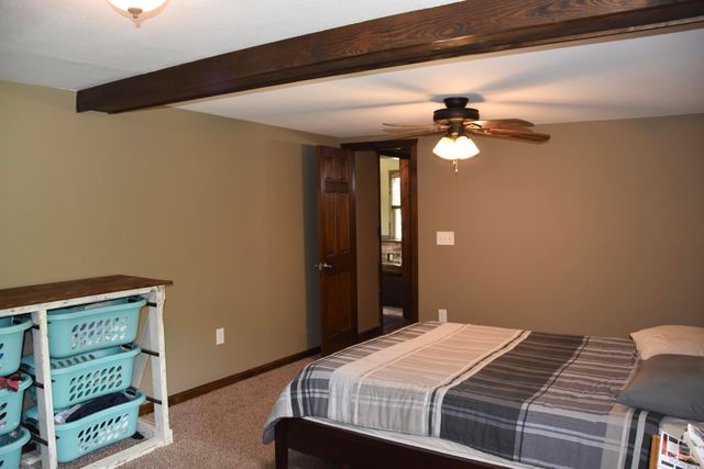 2707 E CALVERT HILL RD, Columbia, MO 65202