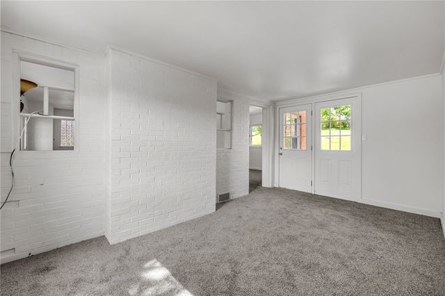 3809 Greensburg Pike, Churchill Boro, PA 15221