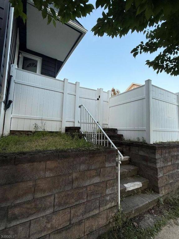 66 Garden Ave, Belleville Twp., NJ 07109 — photo 2