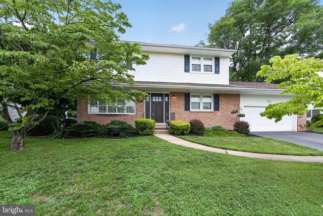 15 CRAIG DR, Reading, PA 19606