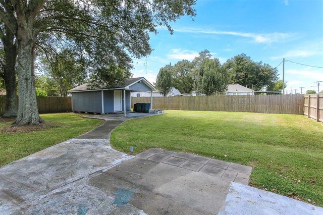 3702 Yale Street, Lake Charles, LA 70607