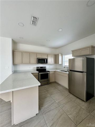 5600 Sandpiper Avenue, Mcallen, TX 78504