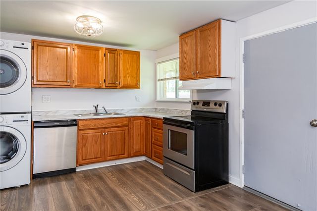 4517 Winchester Drive, Kettering, OH 45429
