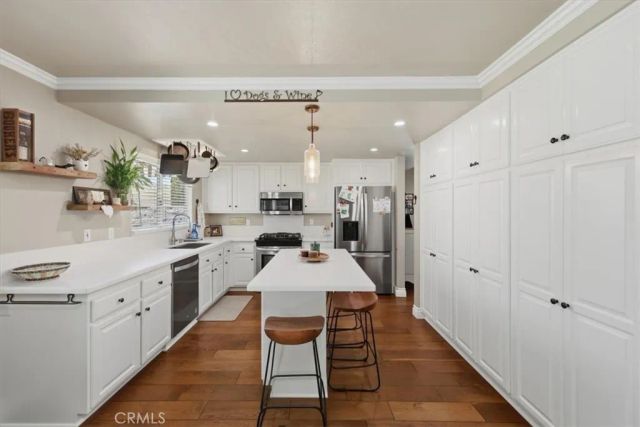 19230 Vintage Woods, Riverside, CA 92508