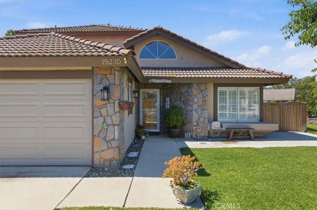 19230 Vintage Woods, Riverside, CA 92508