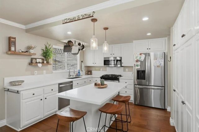 19230 Vintage Woods, Riverside, CA 92508