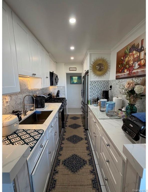89-35 155th Avenue 5C, Howard Beach, NY 11414 — photo 3