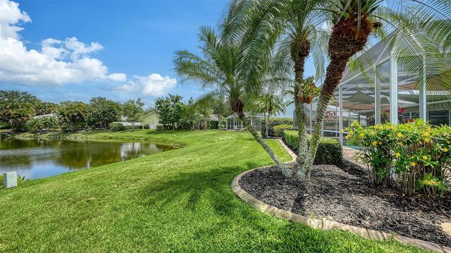 6921 COUNTRY LAKES CIRCLE, Sarasota, FL 34243