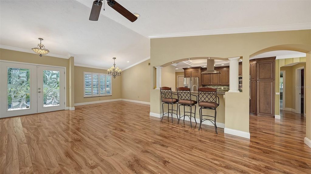 Image 17 of property listing at 6921 COUNTRY LAKES CIRCLE, Sarasota, FL 34243