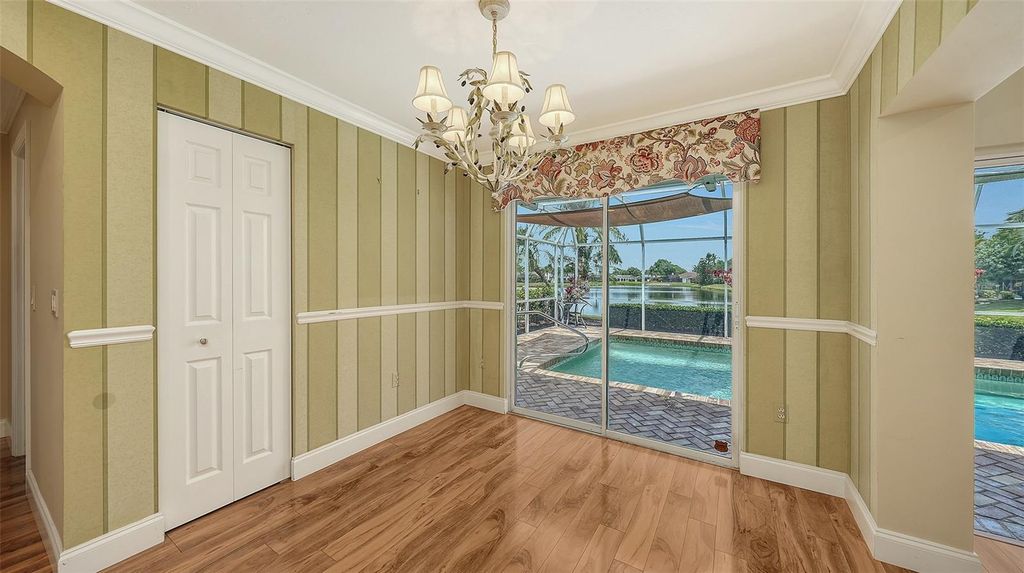 Image 25 of property listing at 6921 COUNTRY LAKES CIRCLE, Sarasota, FL 34243