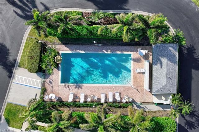 1708 Royal CIR # 701, Naples, FL 34112