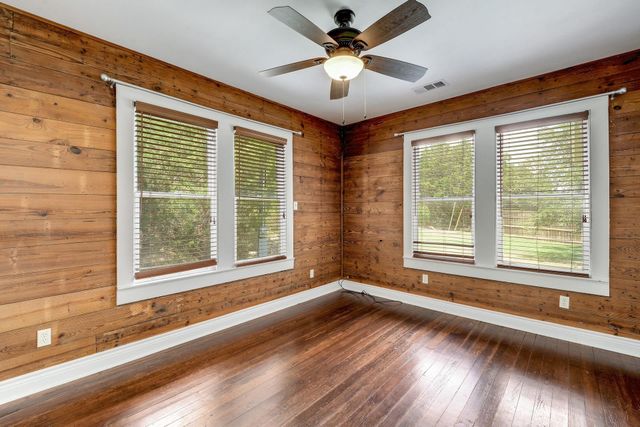 21300 Crestmont B, Spicewood, TX 78669