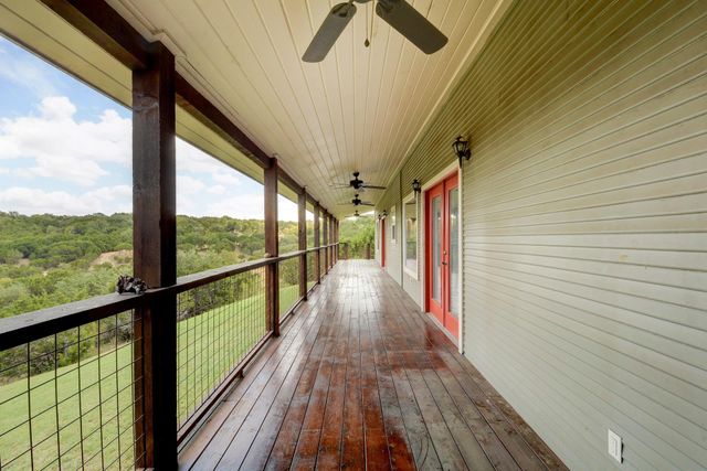 21300 Crestmont B, Spicewood, TX 78669