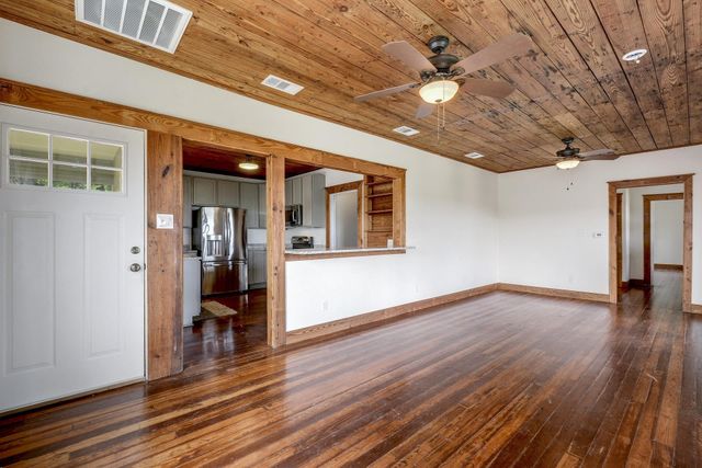 21300 Crestmont B, Spicewood, TX 78669