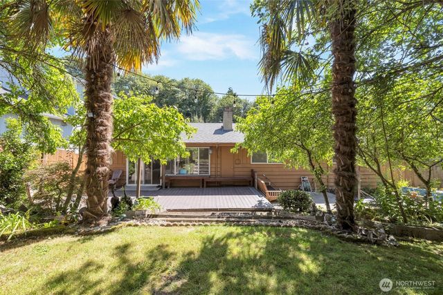 6201 47th Avenue S, Seattle, WA 98118