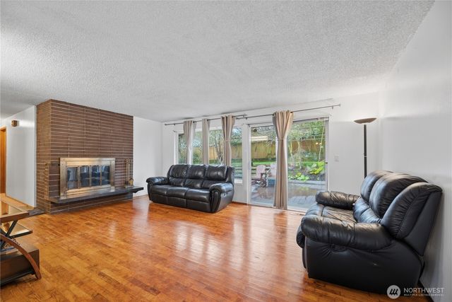 6201 47th Avenue S, Seattle, WA 98118