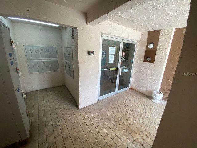 5541 BAY BOULEVARD 107, Port Richey, FL 34668