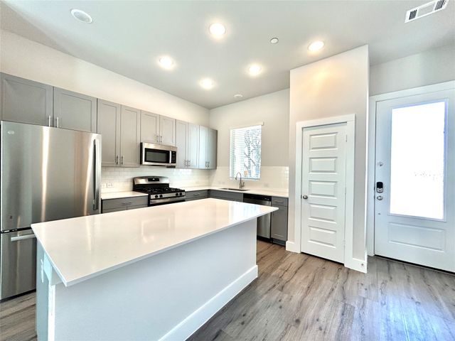 2501 Ascension Boulevard 600, Arlington, TX 76006