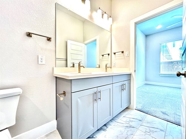 2501 Ascension Boulevard 600, Arlington, TX 76006