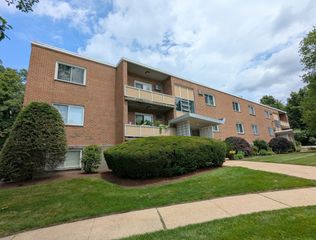 76 Lionel Ave. E, Waltham, MA 02452